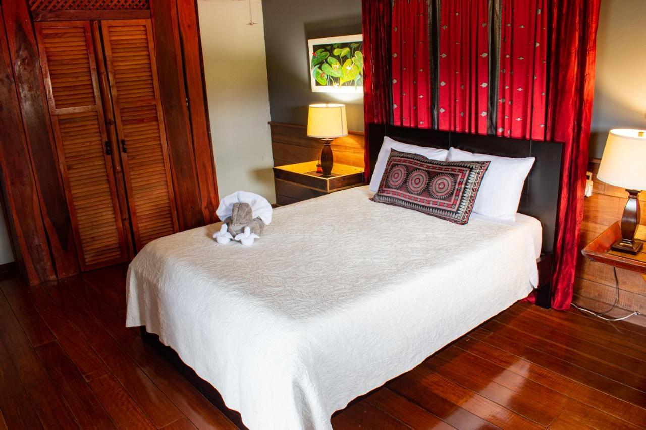 Toucan Lane Hotel And Restaurant Nuevo Arenal Buitenkant foto