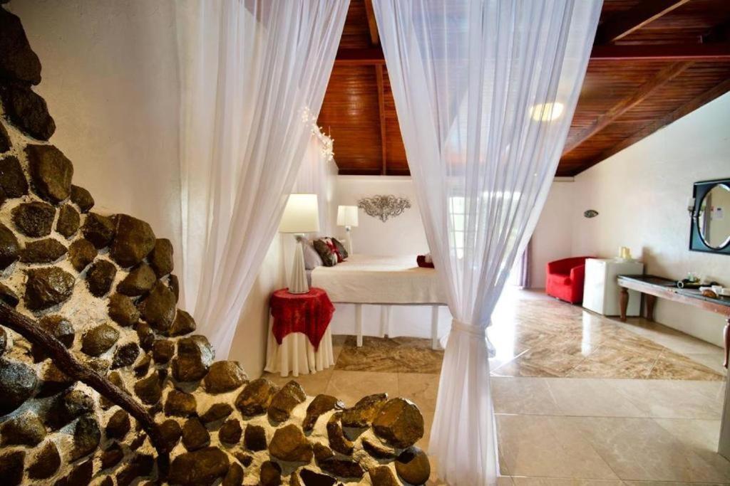 Toucan Lane Hotel And Restaurant Nuevo Arenal Buitenkant foto
